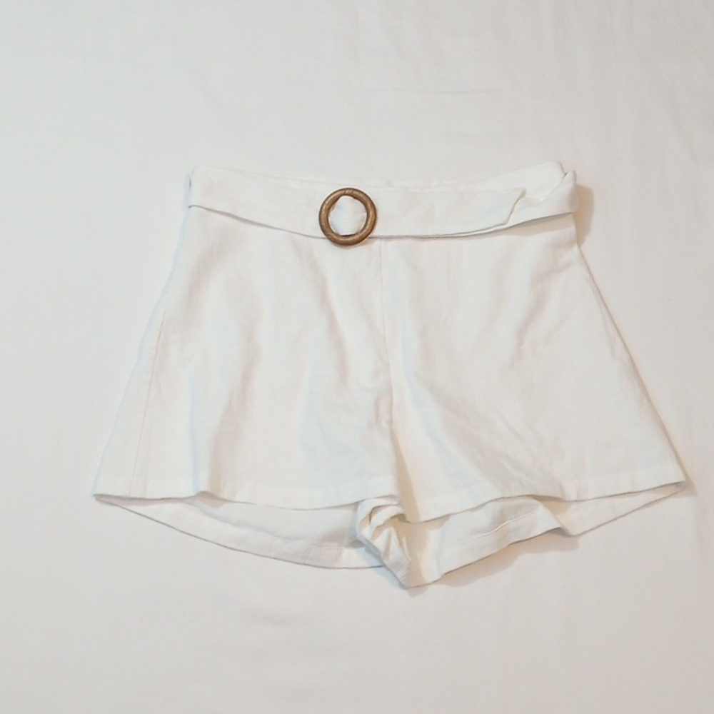 Showpo Women's Shorts Sz 8 White 100% Cotton Resort Beach Party Summer Light